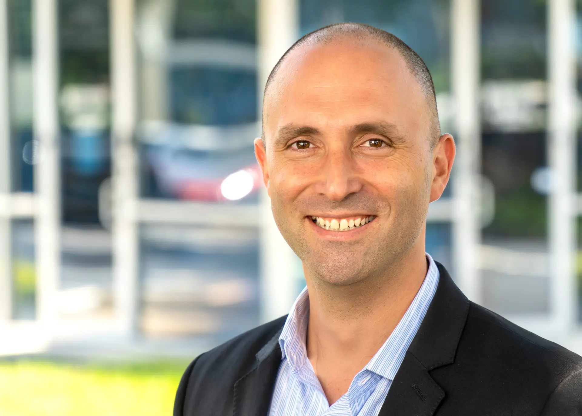 Portrait of Andres Echeverry, COO of CyberMed